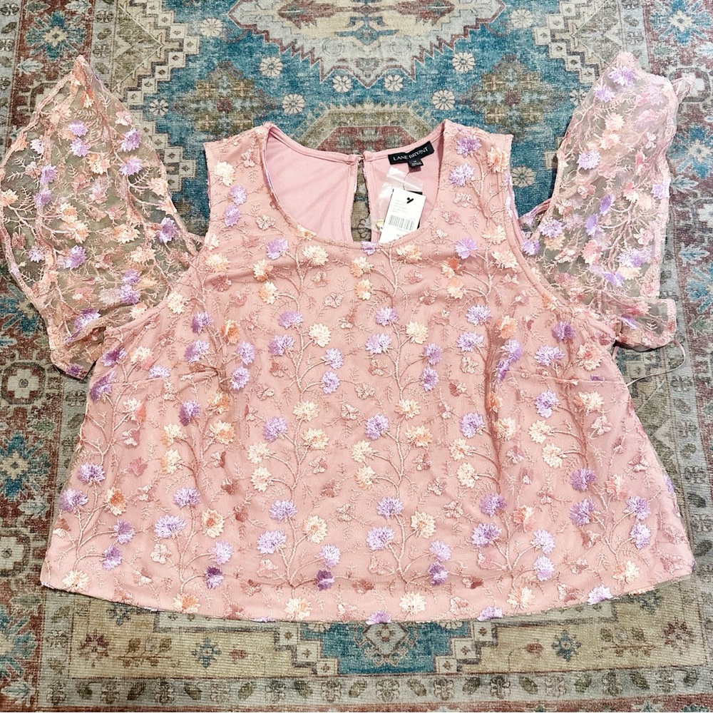 NWT Lane Bryant Pink floral embroidered lace cold shoulder top size 18 - Picture 3 of 9